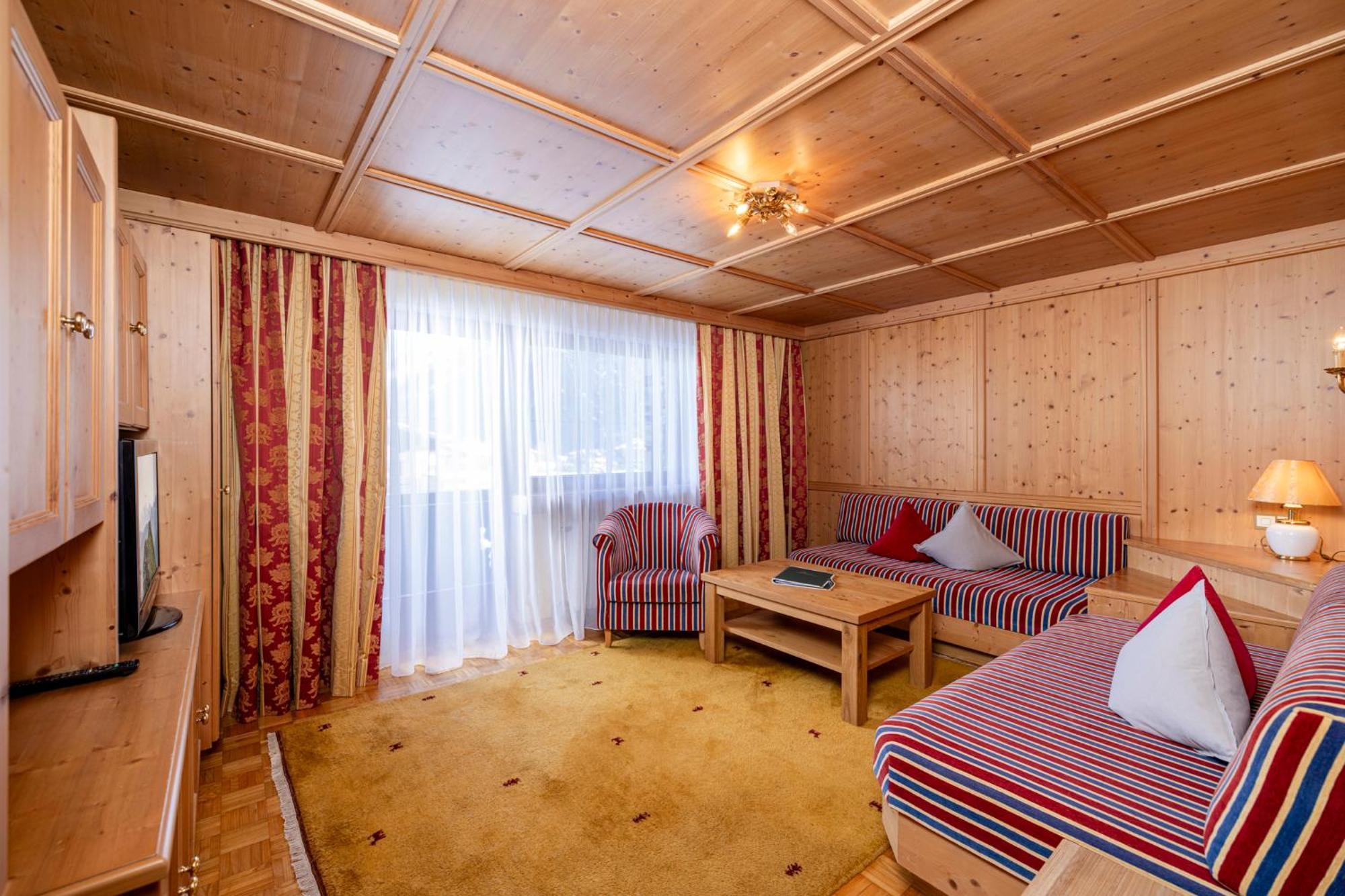 Aparthotel Landhaus St. Joseph 迈尔霍芬 外观 照片