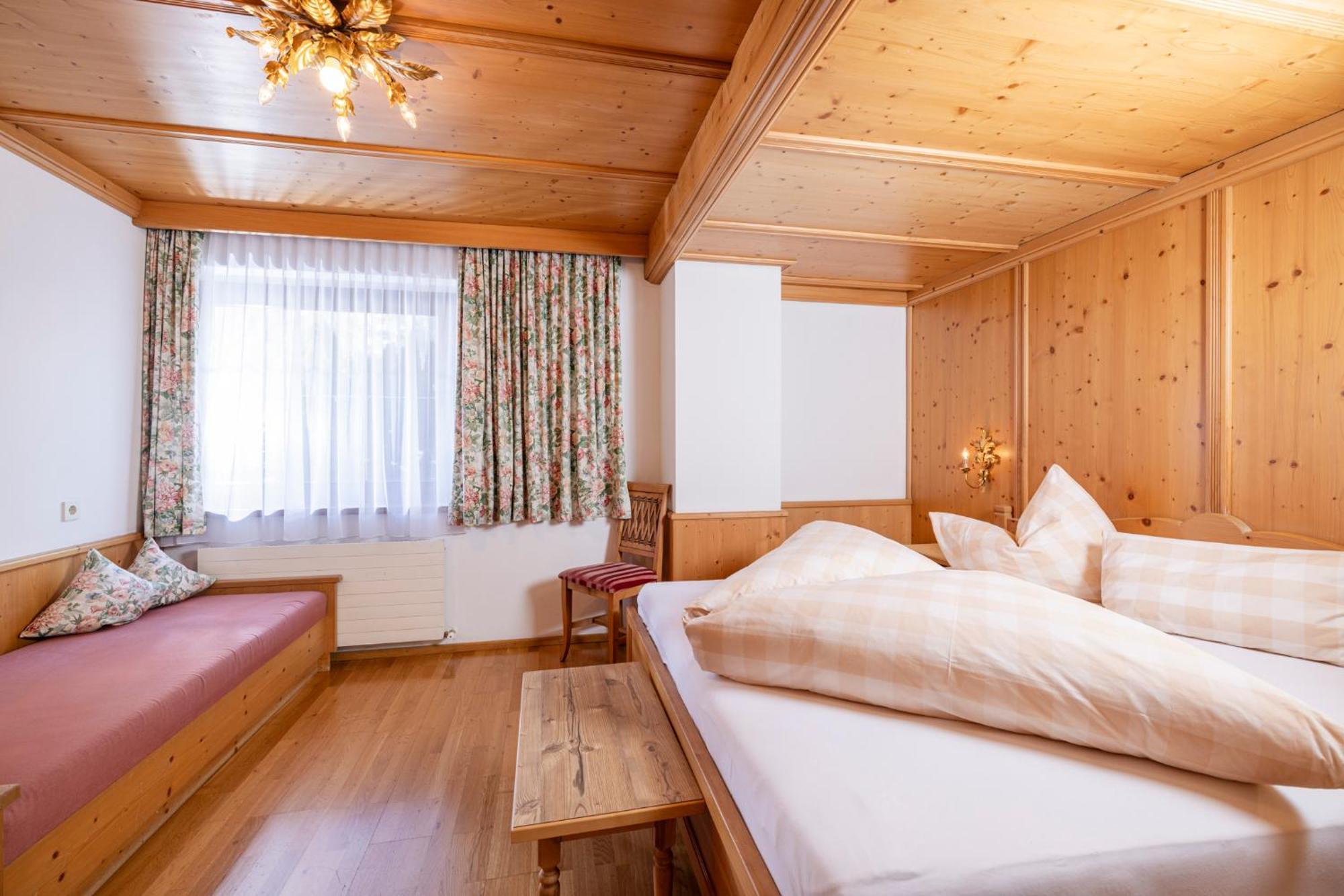 Aparthotel Landhaus St. Joseph 迈尔霍芬 外观 照片