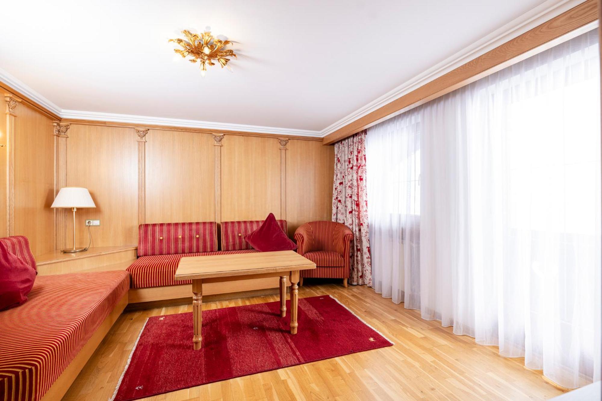Aparthotel Landhaus St. Joseph 迈尔霍芬 外观 照片